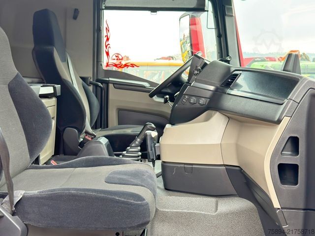 Refrigerated truck MAN TGL 8.220 * Kühlkoffer * TOPZUSTAND