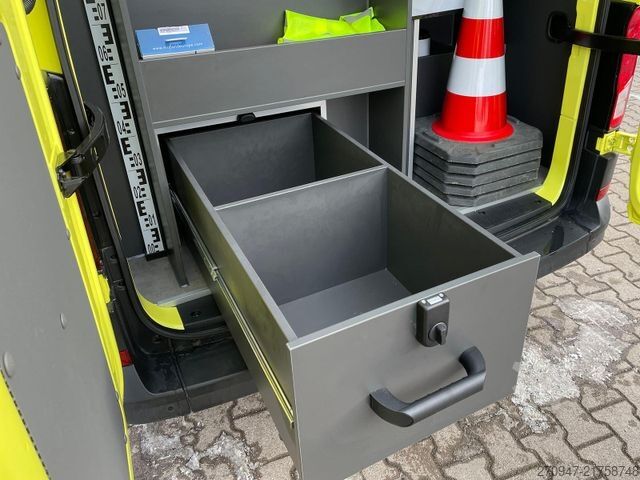 Panel van MAN TGE 3.180 L3H2 BF4 BEGLEITFAHRZEUG STANDH ACC