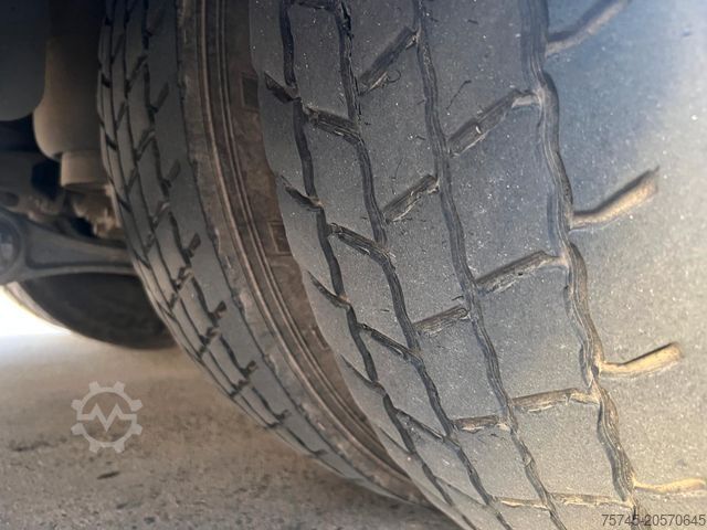 LKW mit Tankaufbau MAN TGS 26.400*ESTERER 3-KAM.*OBER/UNTER*LENK & LIFT