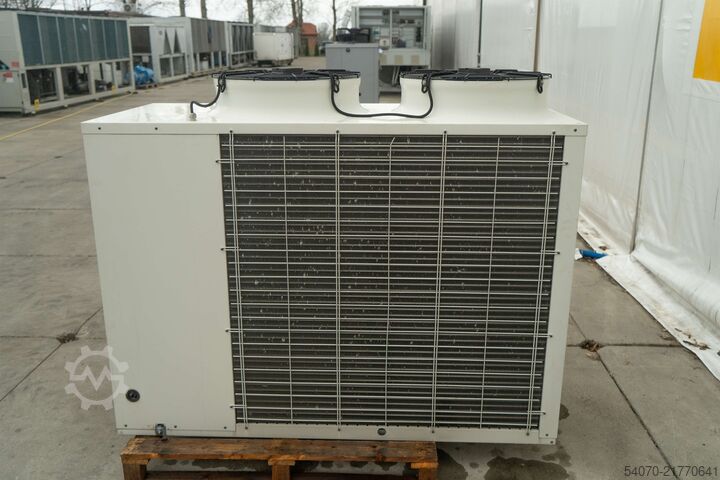 Сhiller / Heat pump Used Сhiller / Heat pump AERMEC - 32.5/35 kW | With warranty