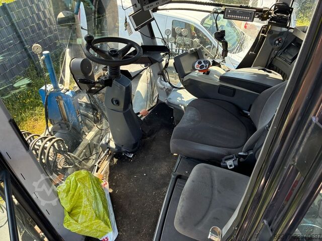 CLAAS Xerion 4000 Saddle Trac CLAAS Xerion 4000 Saddle Trac