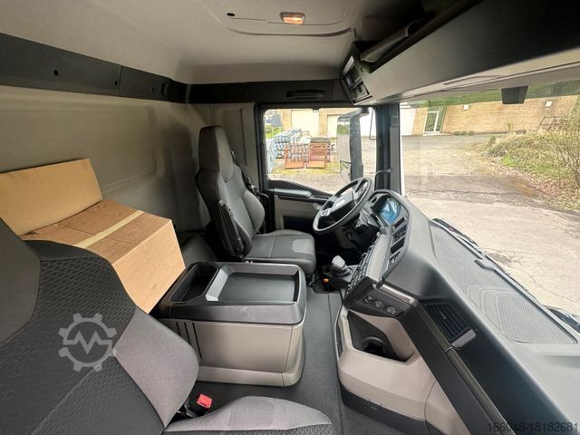 Other MAN TGS 33.440 6x6 /3-Seiten- Kipper / HIAB 228-6