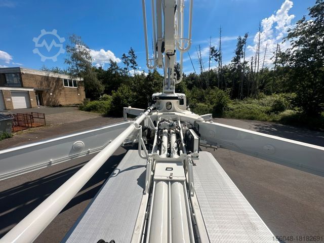 Concrete mixer truck MAN TGS 41.520 8x4 SWAN TSP 47-5 160RZ ( 47m )