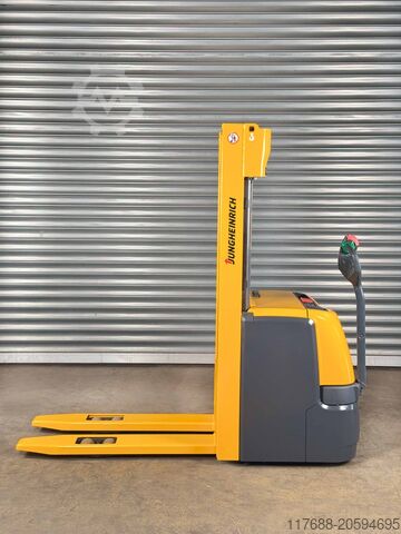 High lift truck pedestrian Jungheinrich EJC 214 - Service Neu - Triplex 4,3m 1.4t