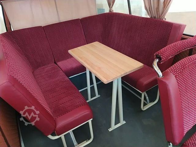 Minibus MERCEDES-BENZ Vorgänger Sprinter O 319 Samba mit Faltdach AC