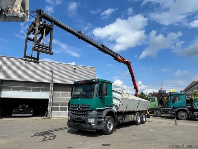 Tipper truck MERCEDES-BENZ Arocs 2648 6x2 3-Achs Kipper Heckkran Funk