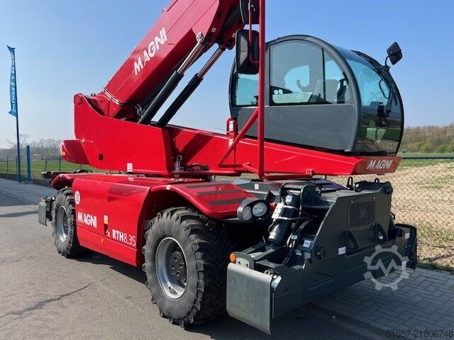 Telescopic loader MAGNI RTH 8.35 | 2025