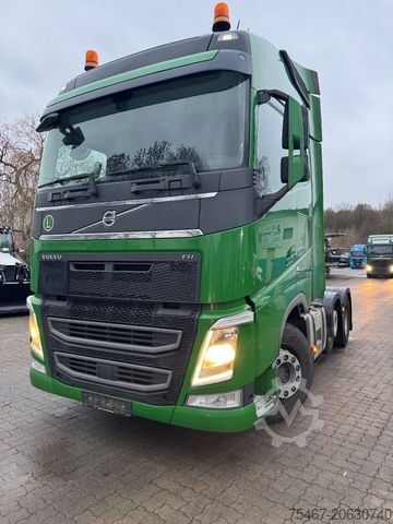 Heavy-duty truck VOLVO FH 500 3 Achser 6x2 18 stück Vorhanden GGVS
