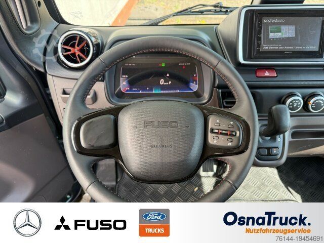 Tipper van FUSO 6S15e "Schutz Dreiseitenkipper" Nutzl. 2490 KG