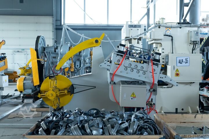 Automatic punching machine Rainwater gutter System Full line
