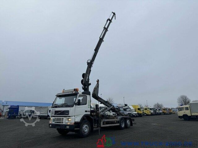 Roll-off tipper truck Volvo 340 HIAB Kran 11,9m=790kg 5+6 Steuerkreis Klima