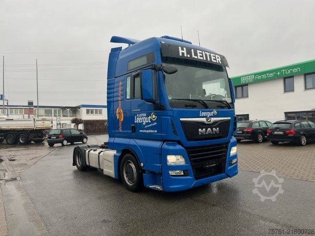Volume tractor unit MAN 18.500 LL  Mega