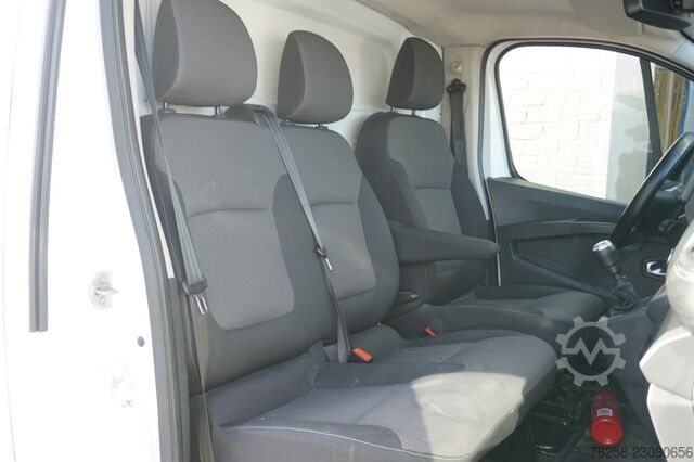 Renault Trafic 2.0 Blue dCi 130PK - Airco - Navi - Cruise - €15.900,- Excl. Renault Trafic 2.0 Blue dCi 130PK - Airco - Navi - Crui...