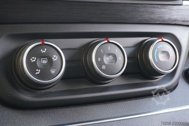 Renault Trafic 2.0 Blue dCi 130PK - Airco - Navi - Cruise - €15.900,- Excl. Renault Trafic 2.0 Blue dCi 130PK - Airco - Navi - Crui...