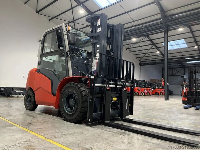 LPG front loader Heli CPYD50-G3- GAS 5t - 4,7m Triplex - KUBOTA Garantie