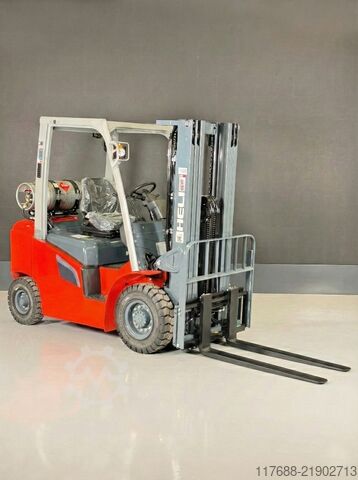 LPG front loader Heli CPYD35-G3- GAS 2,5t 4,7m Hub - KUBOTA - Garantie