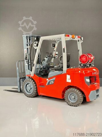 LPG front loader Heli CPYD35-G3- GAS  2,5t 3,3m Hub - KUBOTA - Garantie