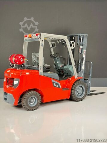LPG front loader Heli CPYD35-G3- GAS  2,5t 3,3m Hub - KUBOTA - Garantie