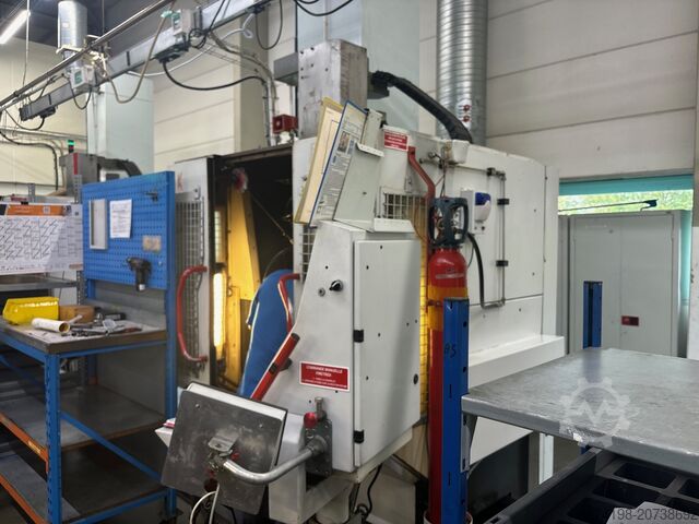 Drittes universelles Bearbeitungszentrum HERMLE C 600 U