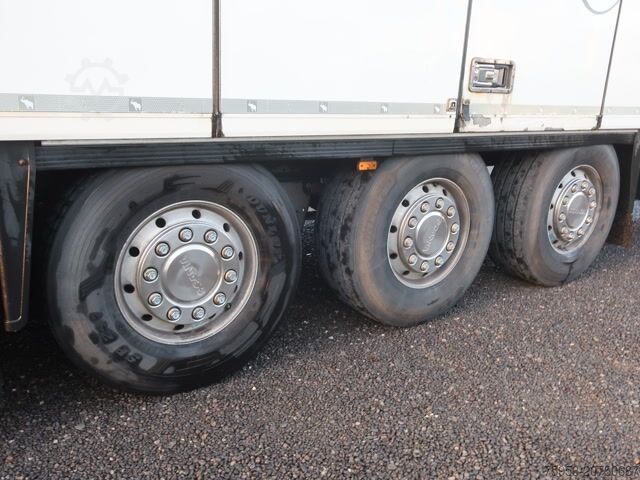 Kühlauflieger Schmitz Cargobull SKO 24 Faltwand Carrier Vector 1550 Doppelstock