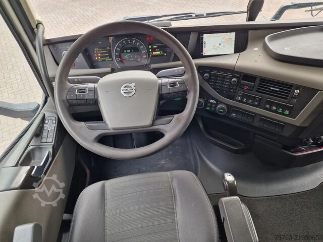 Standard-SZM Volvo FH 13.500 6x2/4 Low roof - MA chassis - PTO/Hyd...