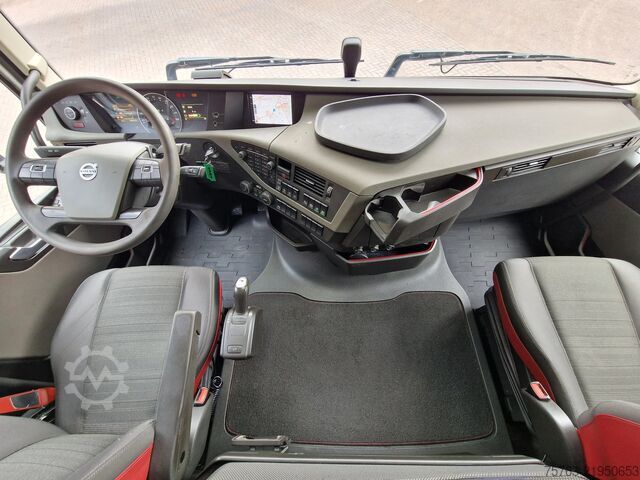 Standard-SZM Volvo FH 13.500 6x2/4 Low roof - MA chassis - PTO/Hyd...