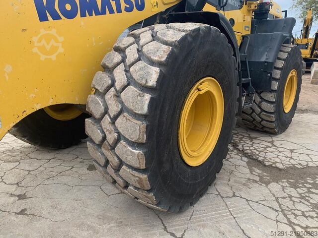Radlader Komatsu WA320-8E0