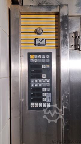 Rotary rack oven Miwe Roll In