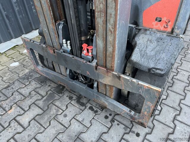 Treibgasstapler Linde H25T-02