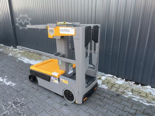 Mittelhubkommissionierer Jungheinrich EKM202