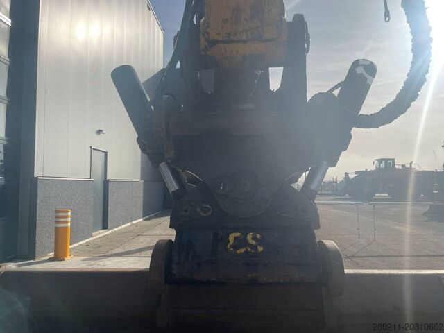 Raupenbagger Liebherr R 926 LC