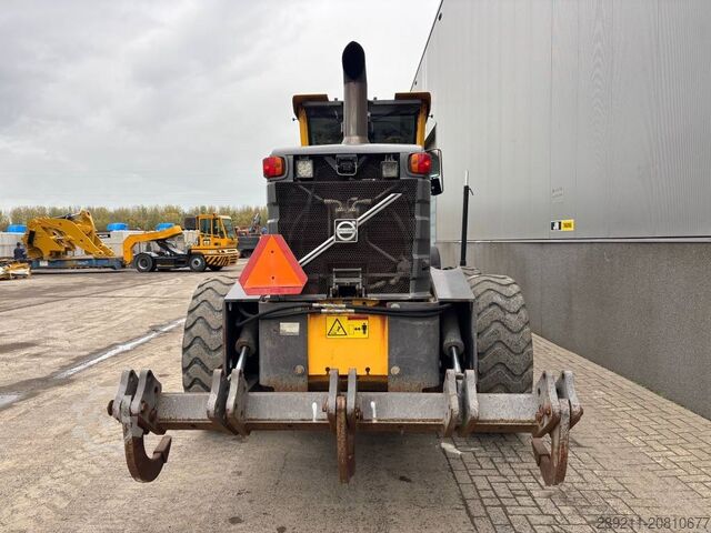 Grader Volvo G 946 AWD (CE Certified / New Engine)