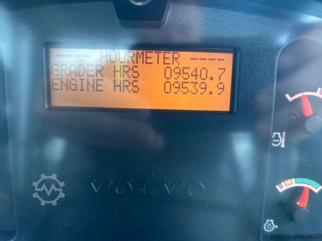 Grader Volvo G 946 AWD (CE Certified / New Engine)