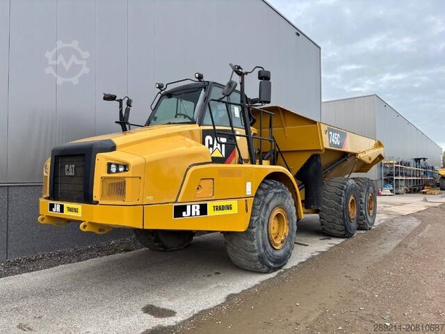 Muldenfahrzeug CAT 745 C