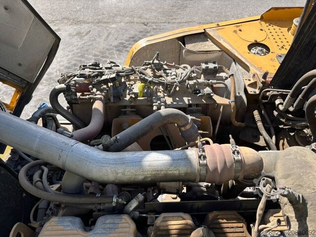 Muldenfahrzeug CAT 745 C