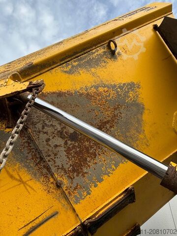 Muldenfahrzeug Komatsu HM 400-5