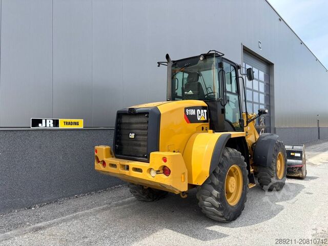 Radlader CAT 918 M