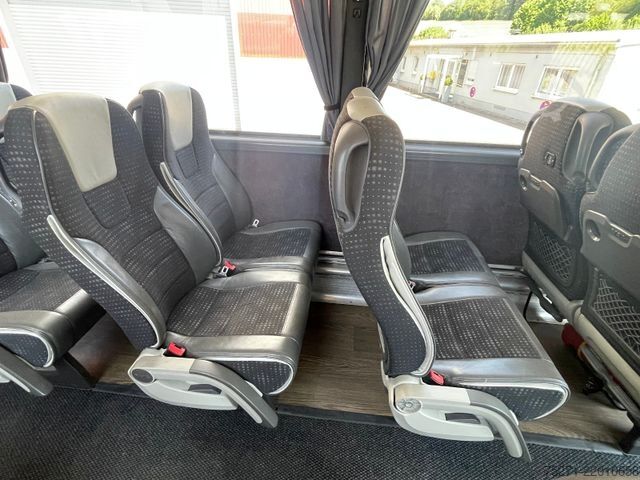 Motor coach VDL Futura FHD2-129/440