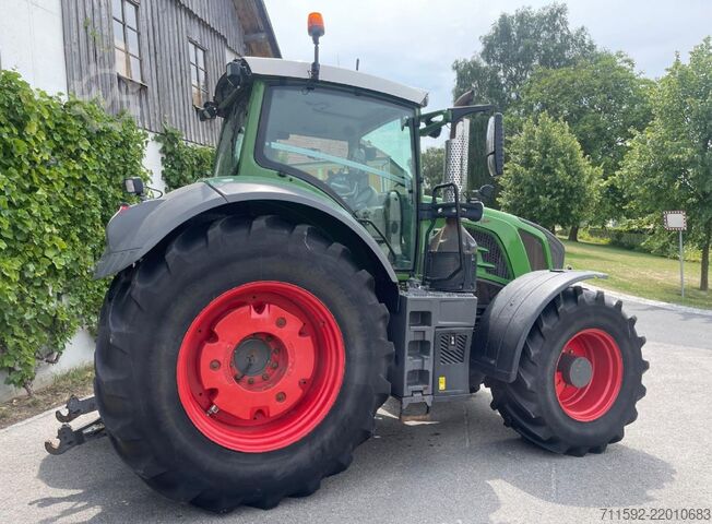 Schlepper Fendt 828 Vario Profi Plus