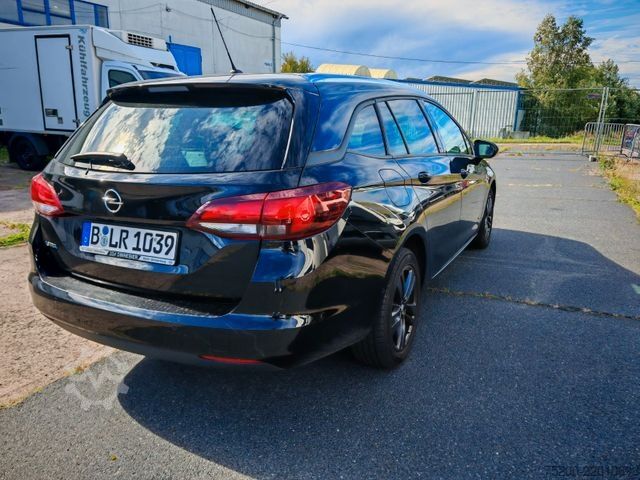 Minibus OPEL Astra 1.4 Turbo Sports Tourer/LED/Kamera/Klima