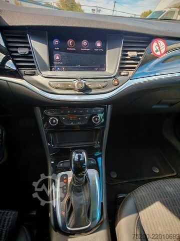 Minibus OPEL Astra 1.4 Turbo Sports Tourer/LED/Kamera/Klima