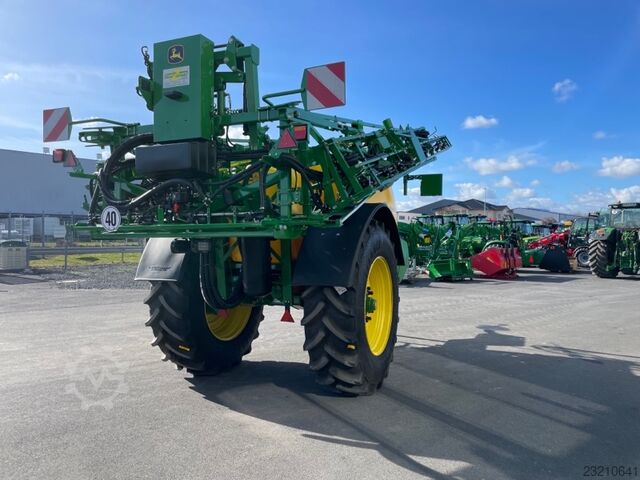 John Deere R740i John Deere R740i