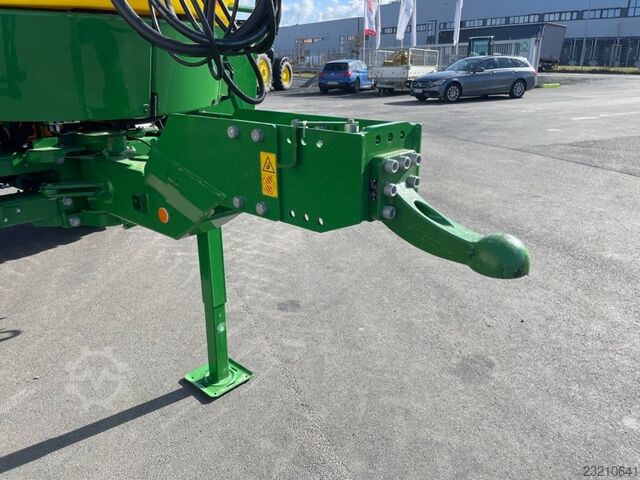 John Deere R740i John Deere R740i