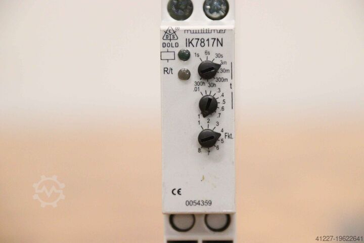 Zeitrelais Dold IK 7817N.81/200