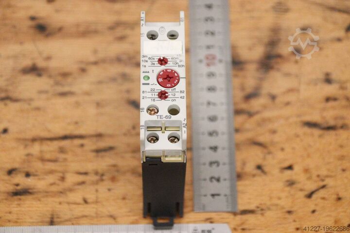 Zeitrelais Klöckner-Moeller TE 69-A