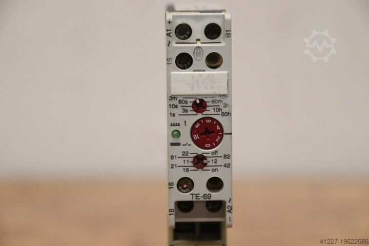 Zeitrelais Klöckner-Moeller TE 69-A