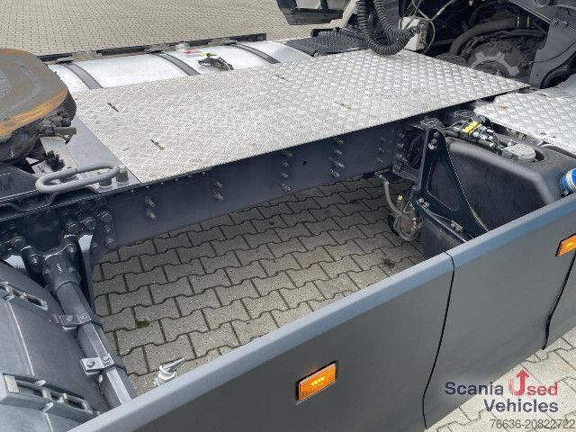 Standard tractor unit Scania R 450 A4x2NA DIFF-L RETARDER NAVI ACC