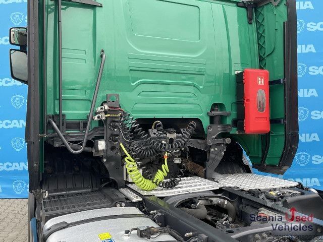 Standard tractor unit Scania R 410 A4x2NA RETARDER SMART 2 NAVI ACC