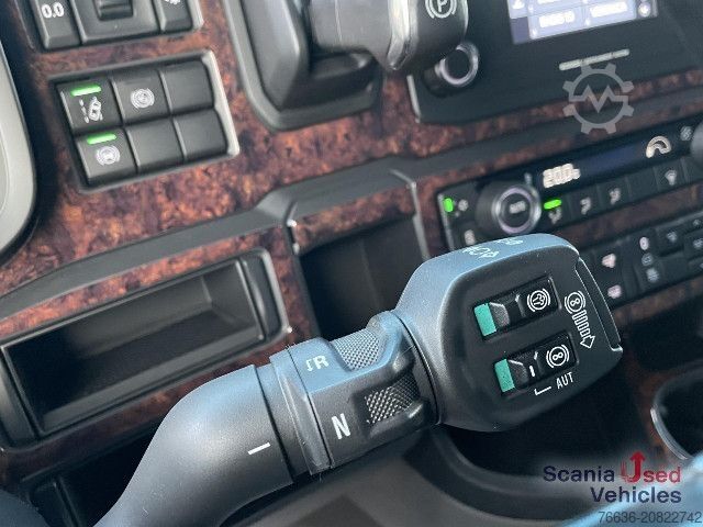 Standard tractor unit Scania R 410 A4x2NA DIFF-L RETARDER LED SMART 2