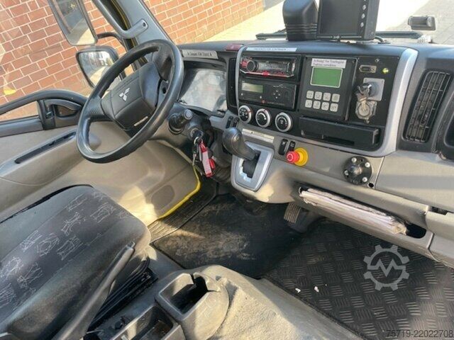 Van Mitsubishi Fuso Canter 9C18 Zöller MicroXL7